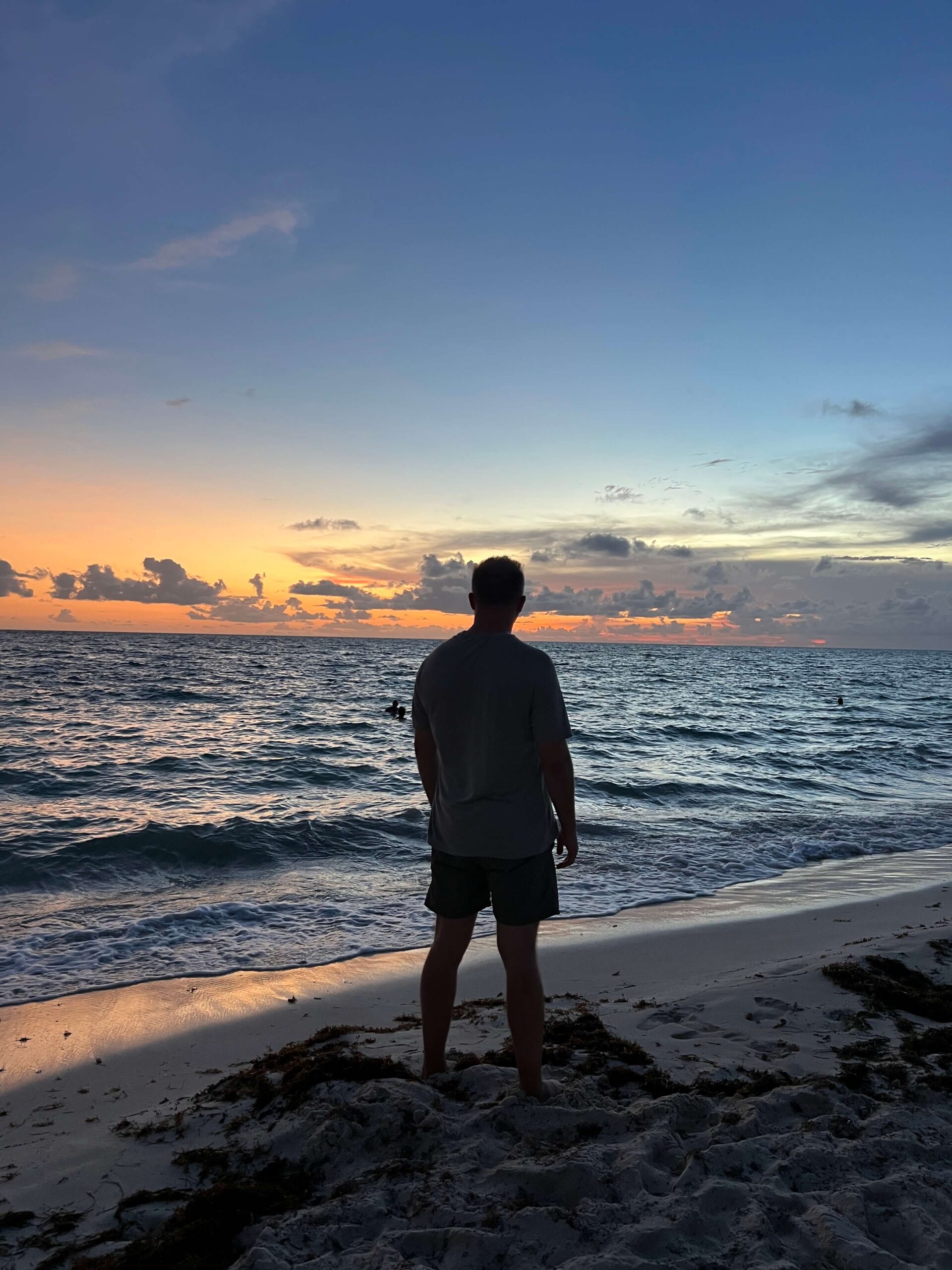 Alex Zah - Digital Nomad Therapy